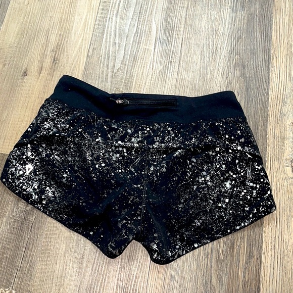 Ivivva by lululemon short size 14 (girls) - Picture 2 of 7